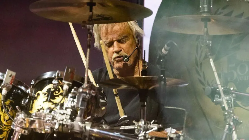 Meghalt Frank Beard, a ZZ Top dobosa