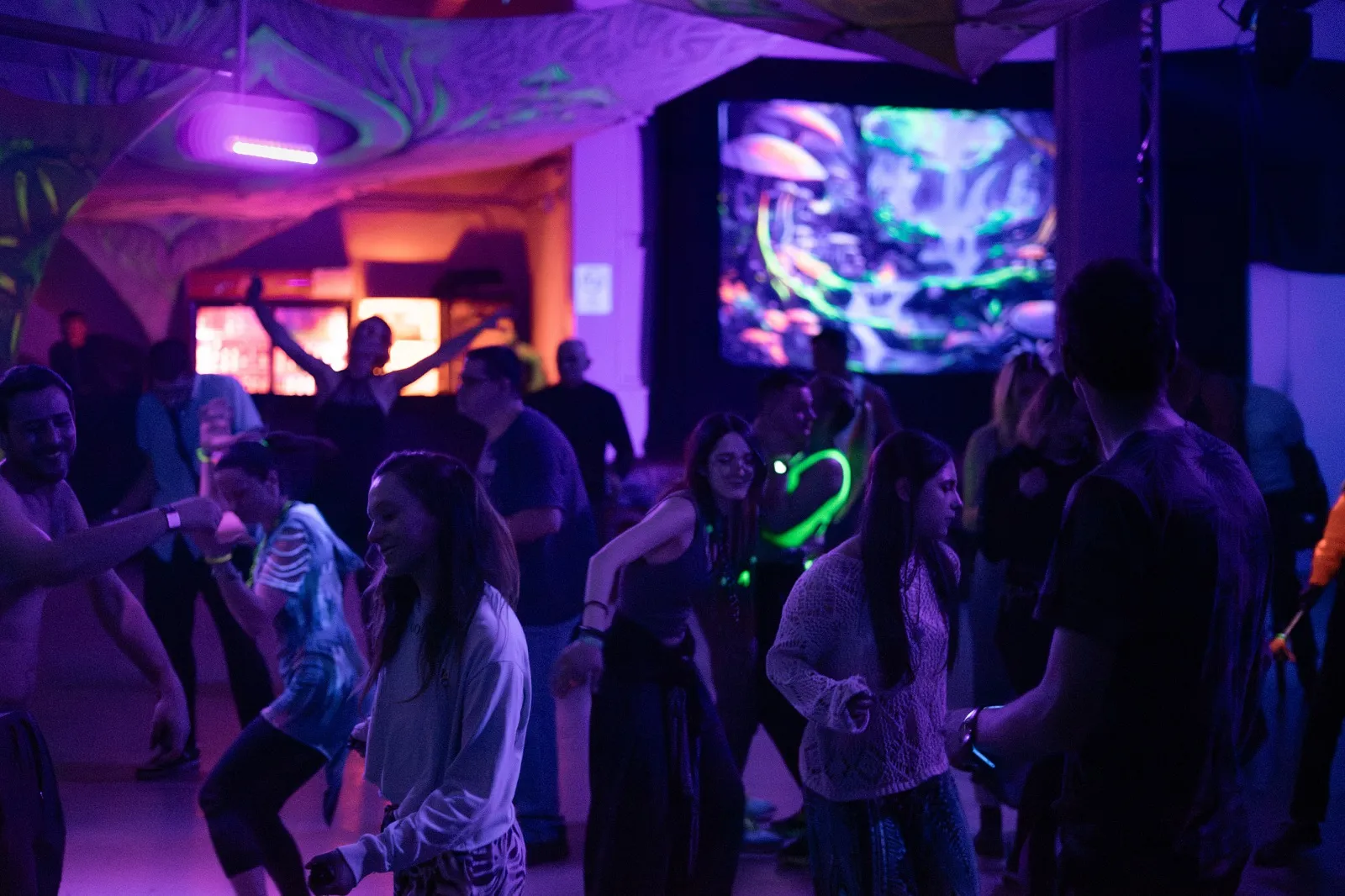 Mysticum of Techno: Szülinapi buli egy különleges csepeli helyszínen