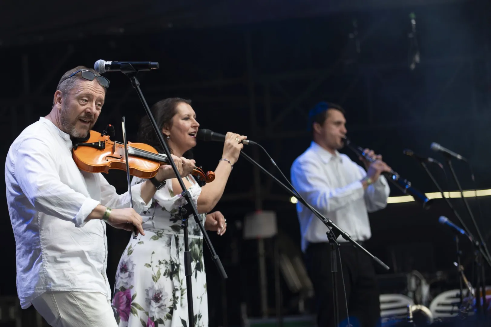 Négy zenekarral, vendégművészekkel és táncházzal érkezik a Csík Zenekar Feszt a Budapest Parkba