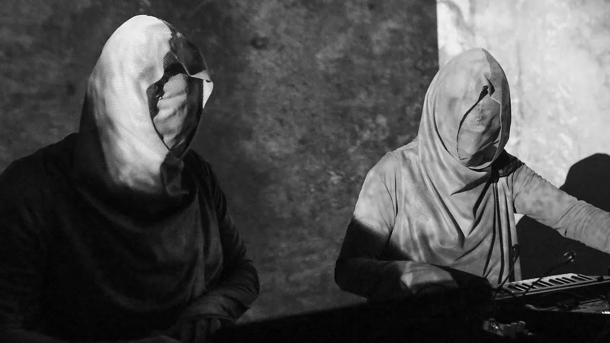 Nevük kiejthetetlen, munkásságuk átlépte a klubzene határait: SHXCXCHCXSH