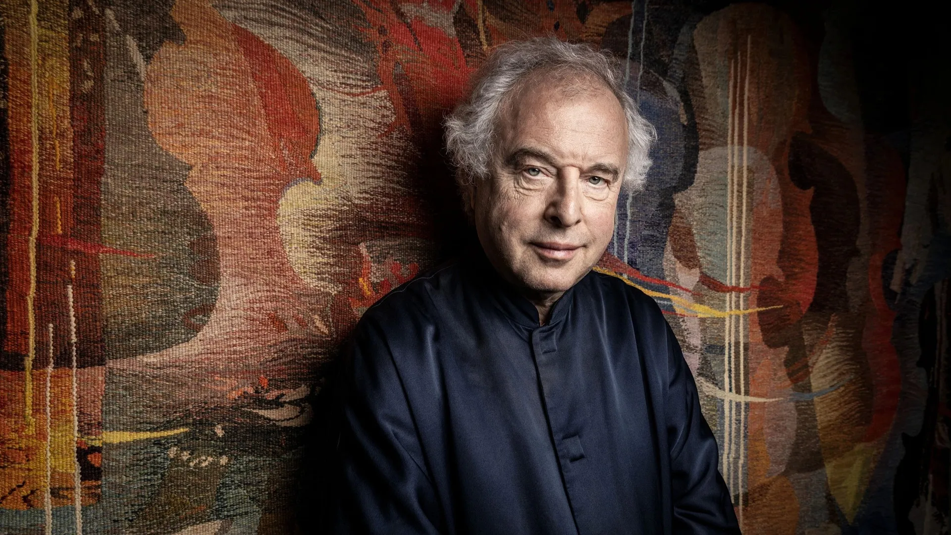 Palesztinpárti tüntetők gyújtogattak Schiff András párizsi koncertjén