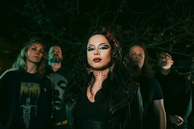 The Fifth Alliance - Új torok, új lemez