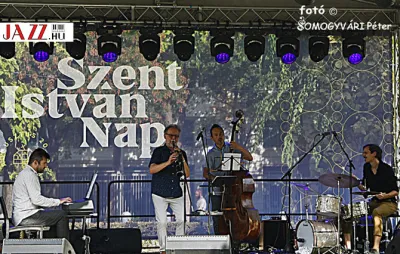 TŰZIJÁTÉK NAPSÜTÉSBEN