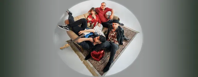 Új fejezetet nyitott a FLÏRT – megérkezett a Köztünk Marad című második nagylemez