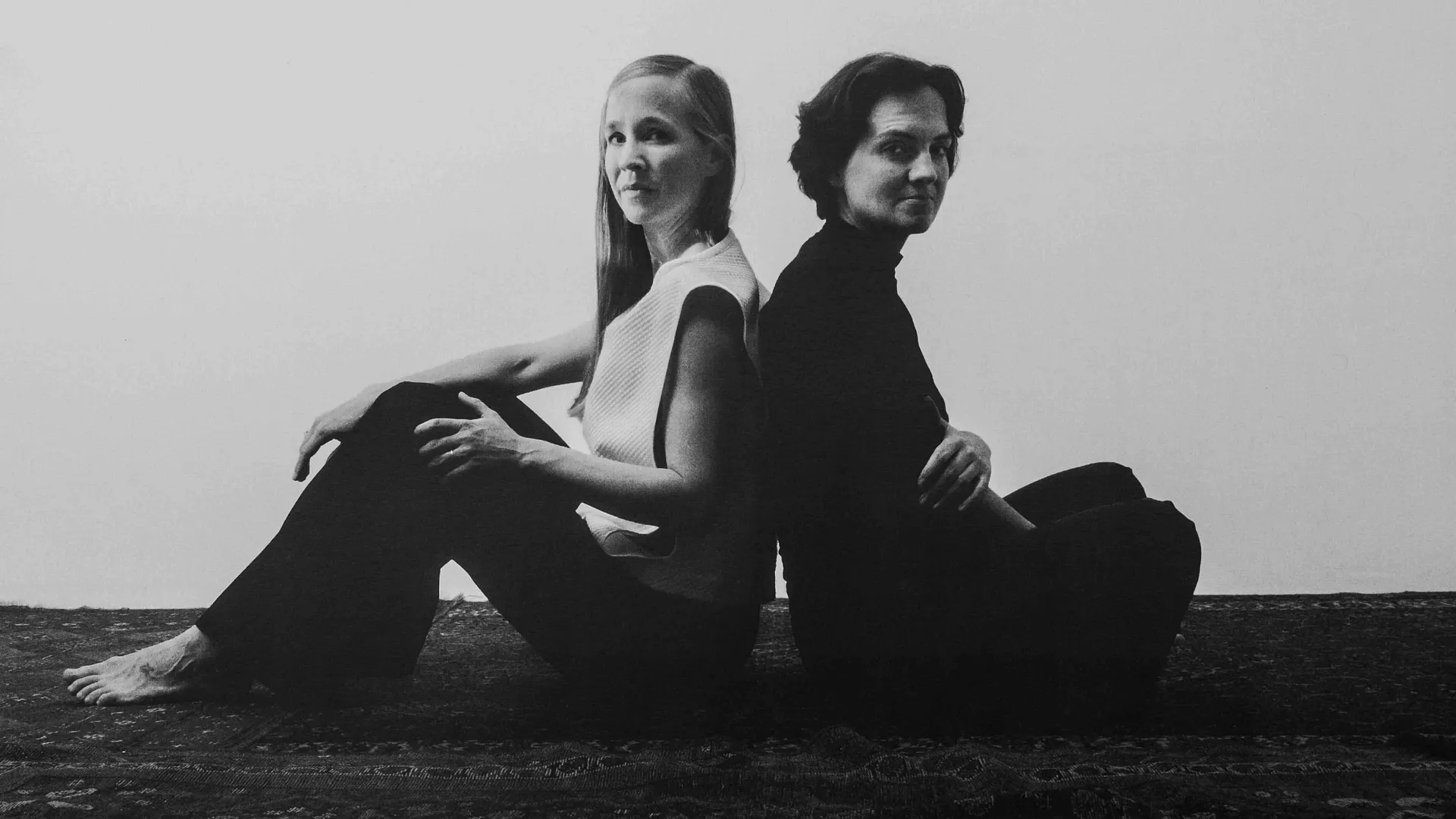 Újszerű zenei közösségi élményt kínál Harcsa Veronika Flow By című lemeze