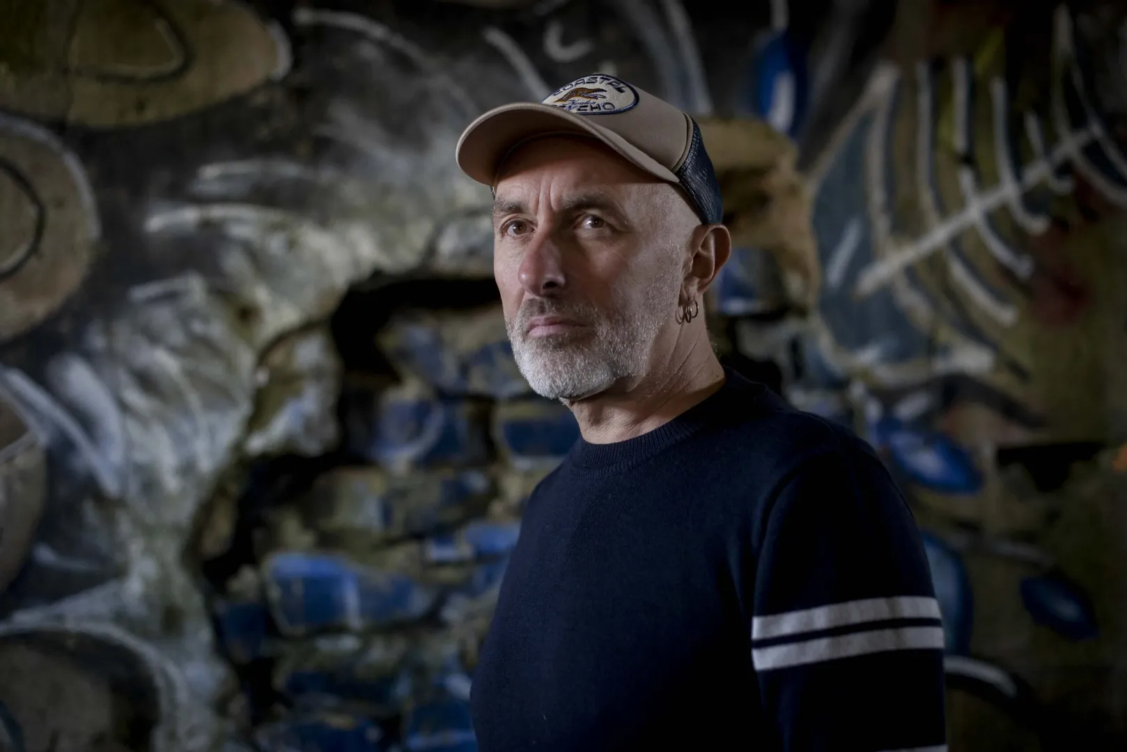 Yann Tiersen szólókoncerttel tér vissza Budapestre Az alkotó saját kisbuszán, kutyája társaságában turnézik