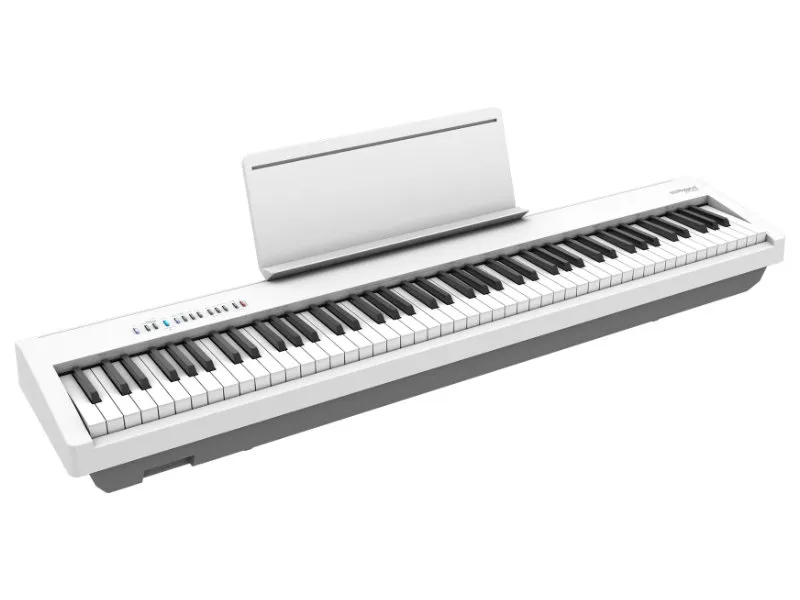 Roland FP-30X WH digitális zongora + Ajándék 3 hónapos online zongoraóra applikáció!